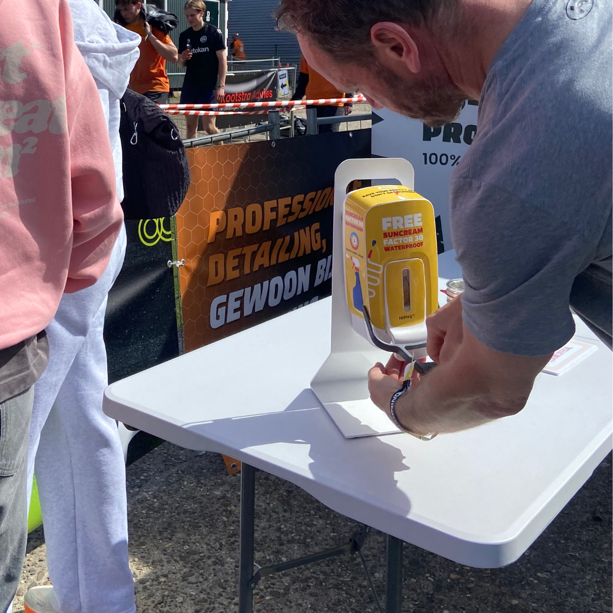 HIPHOT Sonnencreme-Spender bei Events